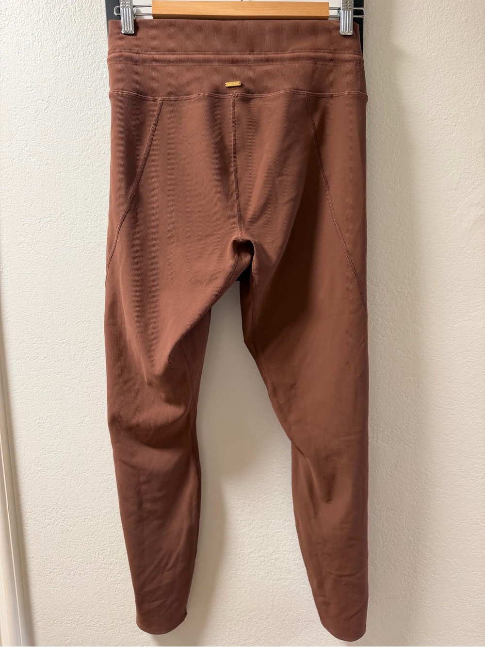 l*space Active Ribbed Leggings in Chestnut - Picture 2 of 5